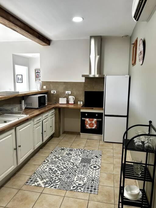 Superbe Appartement Dans Un Mas 님 외부 사진