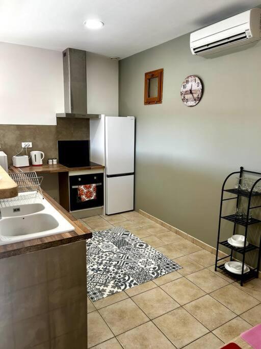 Superbe Appartement Dans Un Mas 님 외부 사진